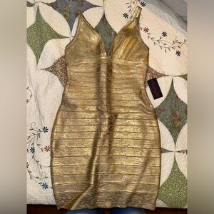 New dress gold size M